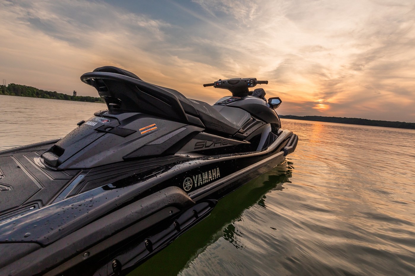 Jet Ski — 2025 Yamaha WaveRunner FX Cruiser HO at Lake Wakatipu